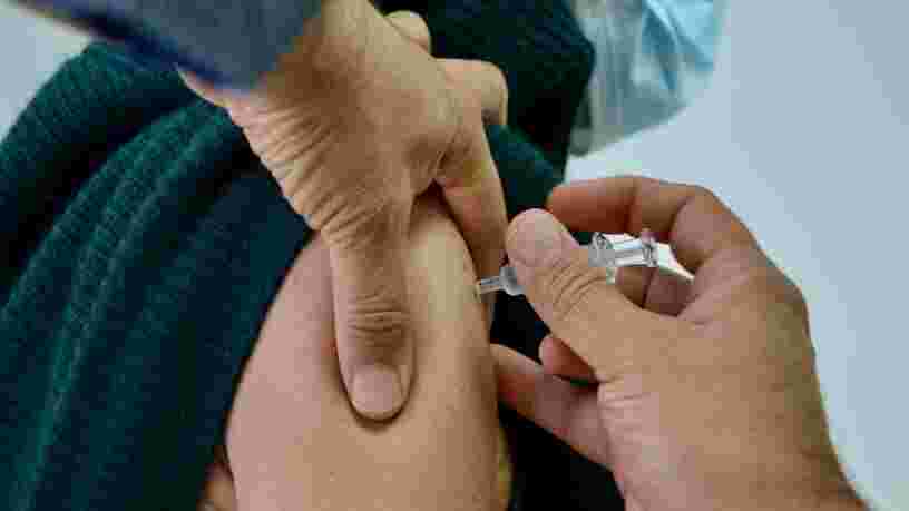 Sanofi annonce son vaccin contre le Covid-19 pour décembre prochain