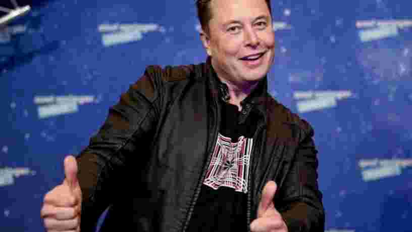 Selon Elon Musk, le vaisseau de SpaceX pourrait 'broyer' des débris spatiaux sur la route vers Mars