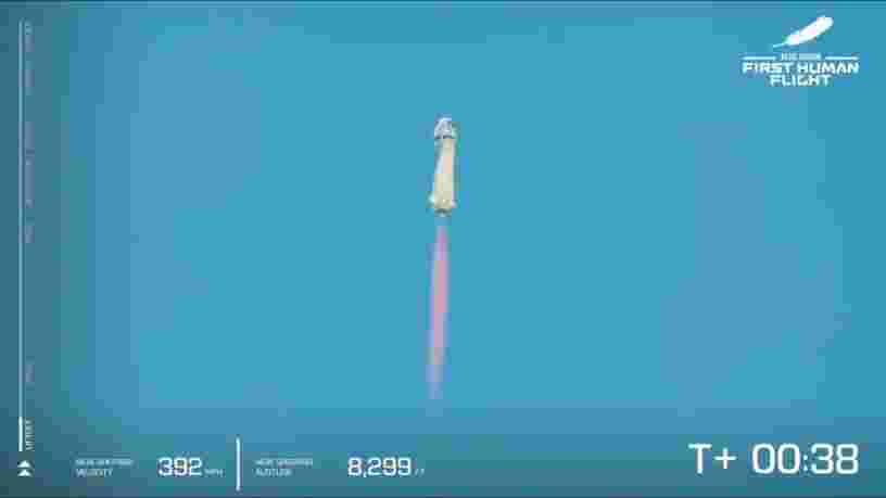 Jeff Bezos et son équipe ont réalisé le premier vol spatial de passagers avec Blue Origin