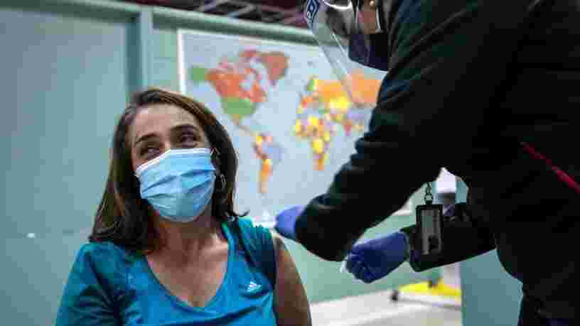 Cette carte montre la fracture vaccinale entre quelques pays riches et le reste du monde