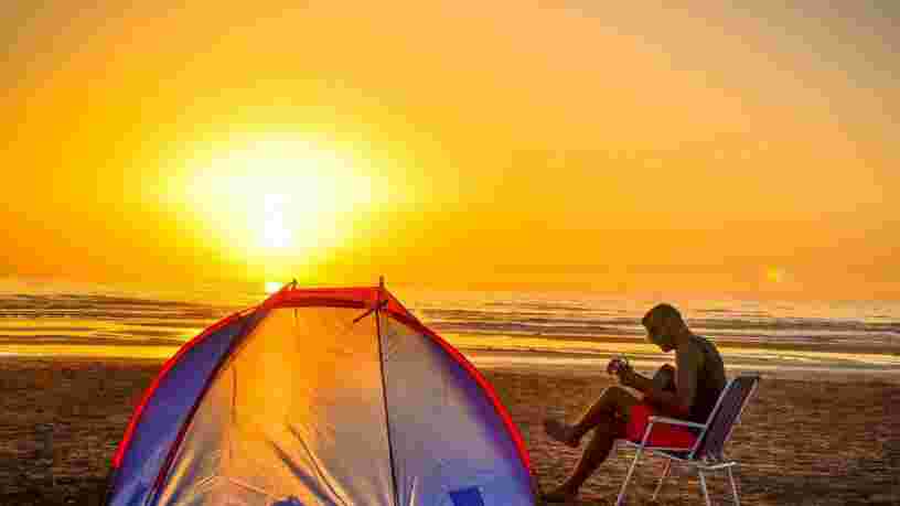 Vacances au camping : les 10 destinations les plus recherchées sur le littoral français