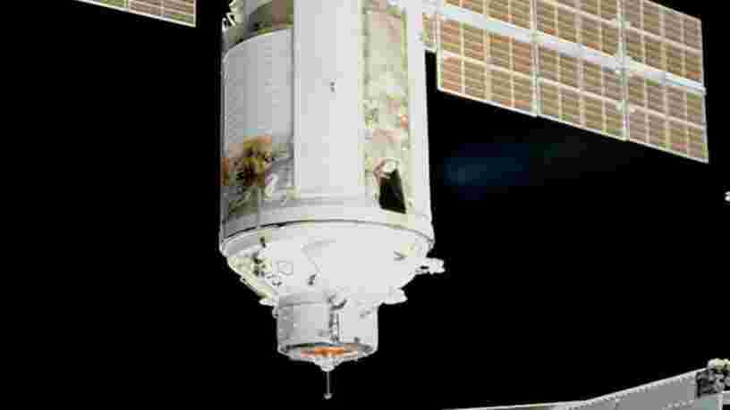 Le module russe Nauka a déclenché ses moteurs par erreur, l'ISS a pivoté de 45 degrés pendant 1 heure