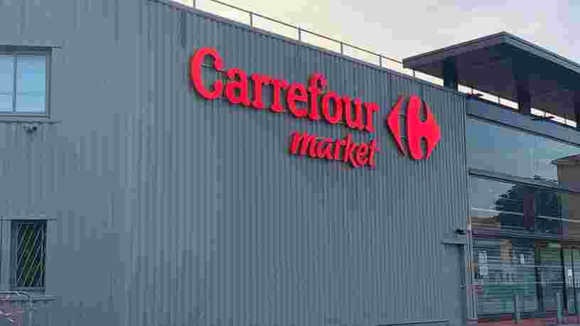 Carrefour double l'indemnité inflation pour ses salariés, les syndicats dénoncent un "coup de com'"