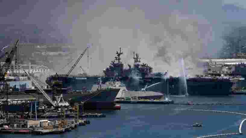 Un bateau de l'US Navy est parti en fumée car l'équipage n'a pas su appuyer sur un bouton