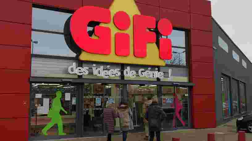Fnac, Auchan, GiFi... D'où viennent les noms de ces enseignes françaises ?