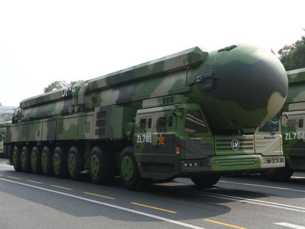 la chine construirait 300 silos a missiles son arsenal nucleaire pourrait etre plus important que celui des etats unis