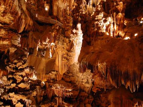 Tour du monde des grottes à la beauté insoupçonnée
