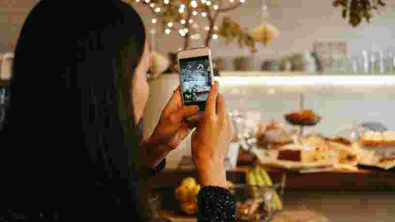 Un quart des influenceurs n'indiquent pas clairement leurs contenus sponsorisés