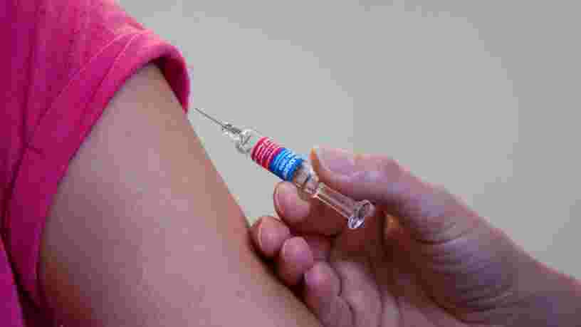 Face au variant Delta, une seule dose de vaccin ne serait pas efficace, selon une étude