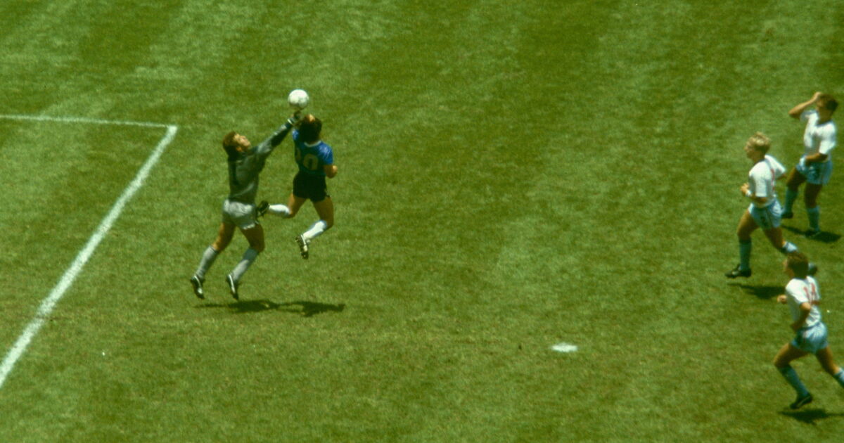 Football l'histoire de la « main de Dieu » de Maradona Ça m'intéresse