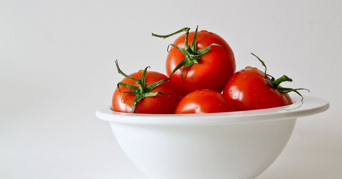 Comment enlever la peau des tomates facilement ?