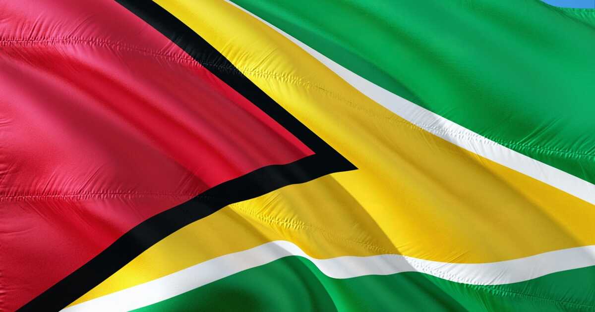 Pourquoi la Guyane appartient-elle à la France ?