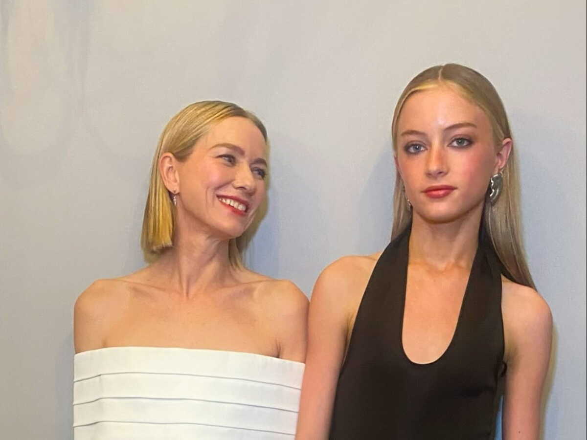 Kate Moss, Lisa Rinna, Naomi Watts... Ces reines mères des premiers rangs