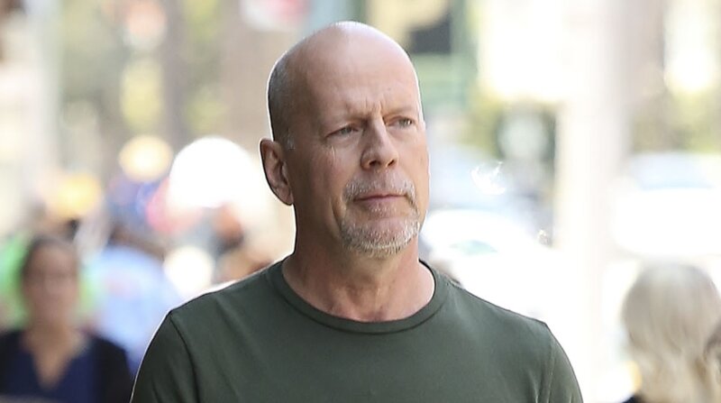 Dans laquelle de ces séries a joué Bruce Willis ?