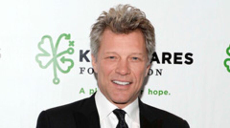 Quel a été le premier job de Jon Bon Jovi ?