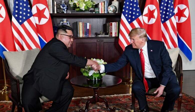 7. Donald Trump et Kim jong-un se rencontrent à Singapour