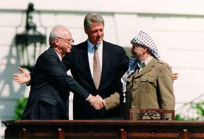 6. Rabin et Arafat : espoir de paix au Proche-Orient