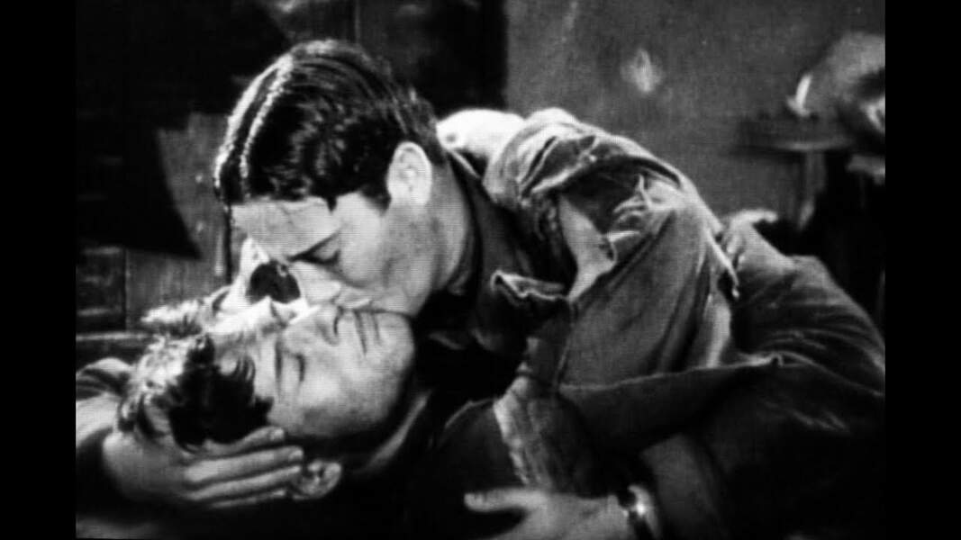 Le premier baiser échangé par deux hommes dans un film date de 1927