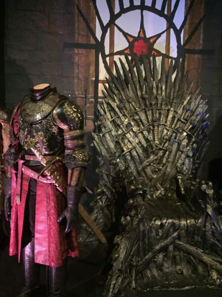 Le trône de fer et l'armure de Joffrey 