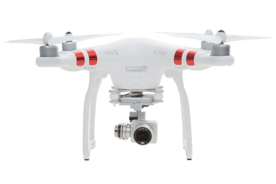 Un drone quadricoptère
