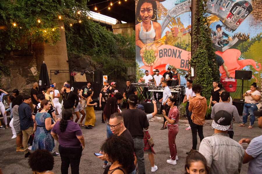 Dès avril, les DJs s'emparent du backyard de la Bronx Brewery