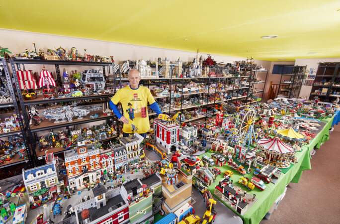 La plus grande collection de boîtes LEGO
