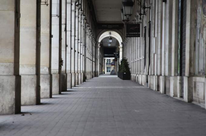 Les rues de Paris sont vides