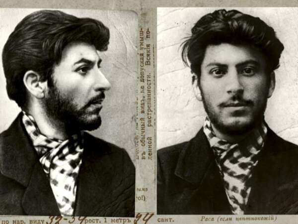 Staline photoshope la révolution russe