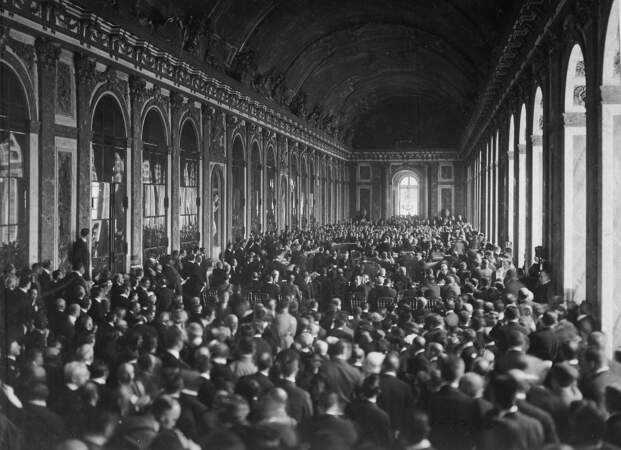 16. 28 juin 1919 : le traité de Versailles.