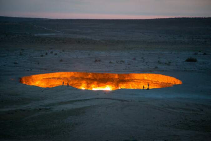 Le cratère de Darvaza, un gisement de gaz
