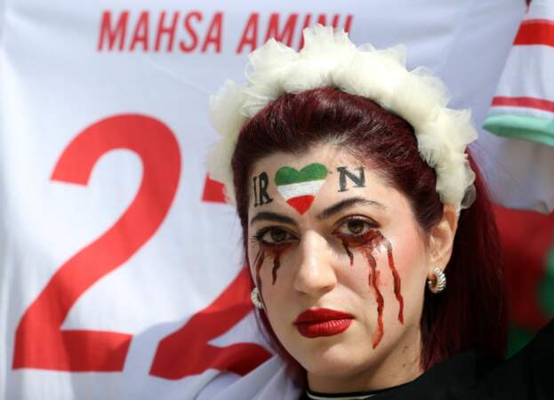 En Iran, la révolte des femmes contre le voile obligatoire 