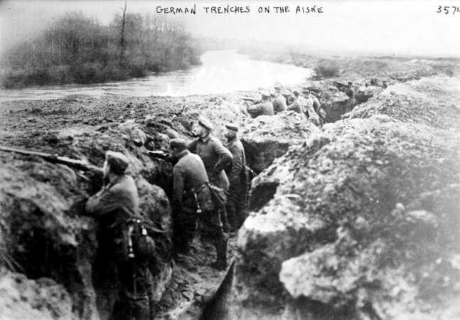 11. 16 avril 1917 : échec du Chemin des Dames et mutineries.