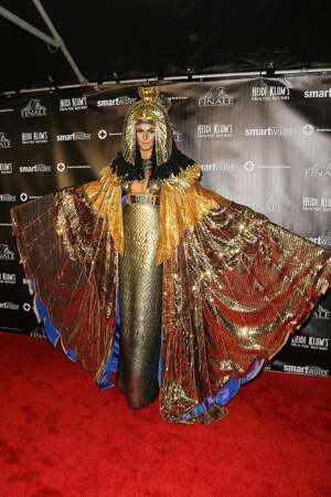 2012: Dieses Kleopatra Kostüm gibt es gleich in zwei verschiedenen Varianten