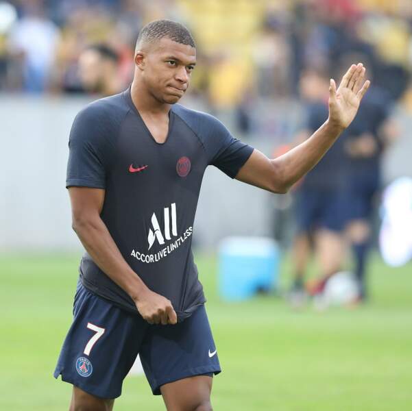 Il a marqué son premier but en équipe de France le jour de son transfert au PSG