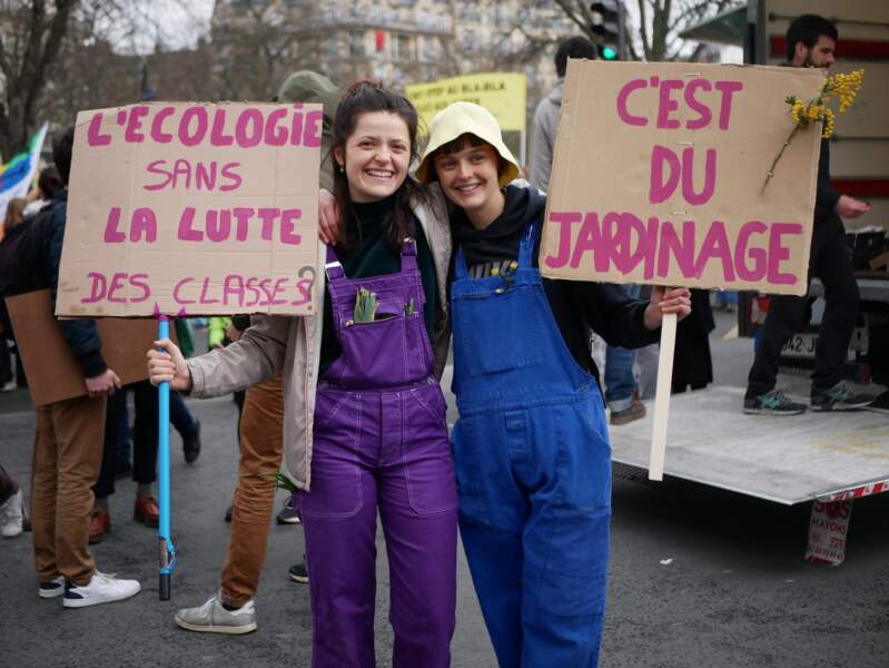 Laurine et Pauline, en campagne pour l'écologie
