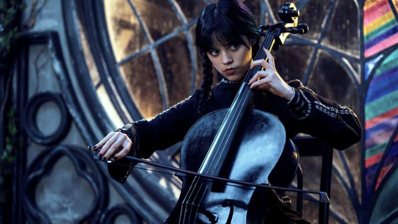 Elle a appris à jouer du violoncelle pour Mercredi 