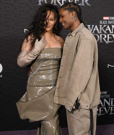2022 : Rihanna er ASAP Rocky à l'avant première de Black Panther: Wakanda Forever (Los Angeles)