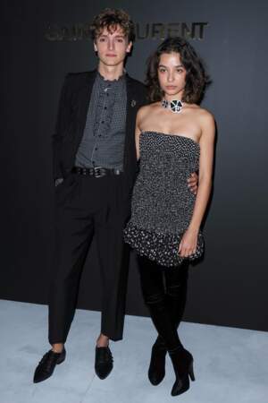 Carmen Kassovitz et Vassili Schneider à la Fashion Week de Paris en 2022.