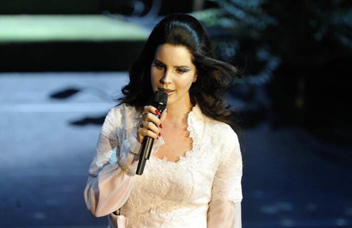 Superstar de l’industrie musicale, Lana Del Rey est aussi une personnalité à part…