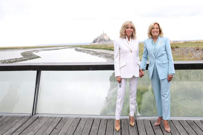 Brigitte Macron et Jill Biden, épouse du président des États-Unis d’Amérique visitent le Mont-Saint-Michel