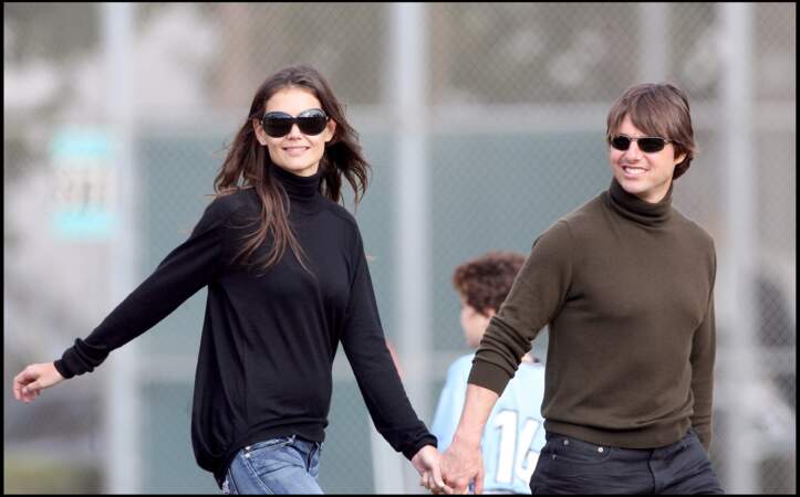 En 2005, alors qu’il est invité sur le plateau d’Oprah Winfrey, Tom Cruise devient hors de contrôle au moment de déclarer sa flamme à Katie Holmes.