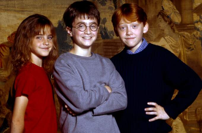 À seulement 11 ans, le jeune britannique et ses acolytes, Emma Watson et Rupert Grint, deviennent des stars mondiales grâce au succès des films "Harry Potter".
