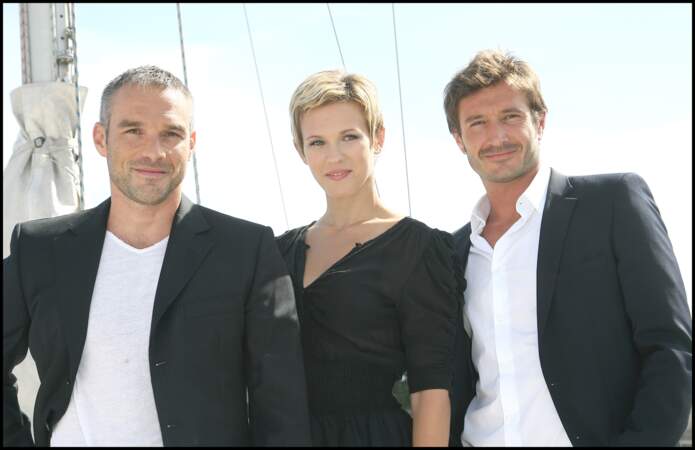 Leur rencontre s’est jouée sur le plateau du téléfilm de TF1, "Un mari de trop", dans lequel Lorie et Philippe Bas se donnaient la réplique.