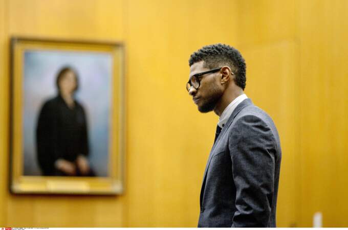 Seulement quelques semaines plus tard, Usher demande le divorce après deux ans de mariage avec Tameka Foster.