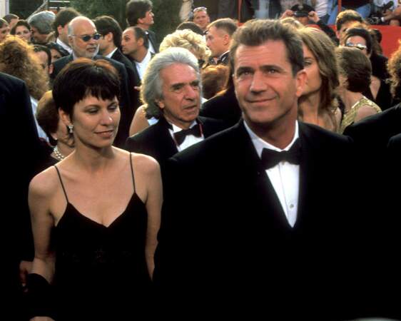 Mel Gibson and Robyn Moore Gibson: $425 million